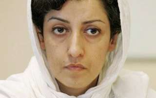 Die iranische Frauenrechtlerin Narges Mohammadi ist seit Mai 2015 willkürlich inhaftiert. Trotz der Coronavirus-Pandemie ist sie immer noch im Zanjan-Gefängnis inhaftiert.