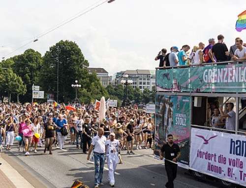 Hamburg: Infostand bei CSD – Keine Todesstrafe, Folter und Verfolgung für LGBTs! 1. August 2015
