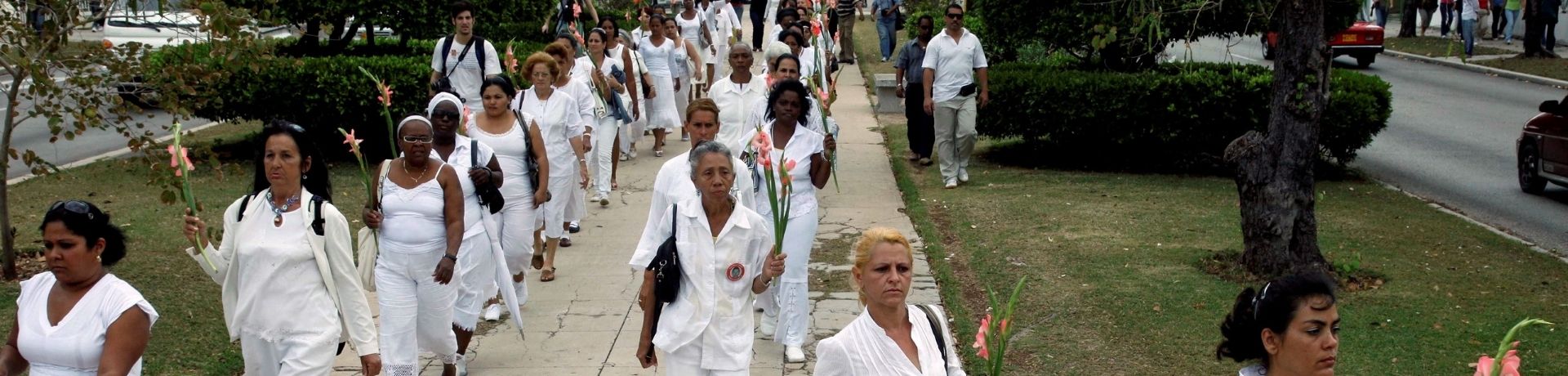 Damas en Blanco