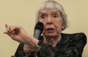 Die Mitgründerin der Moskauer Helsinki-Gruppe und Granddame der Bürgerrechtsbewegung Ljudmila Alekseeva, 91-jährig im Jahr 2018 verstorben, mahnte bei der IGFM-Jahresversammlung 1999: