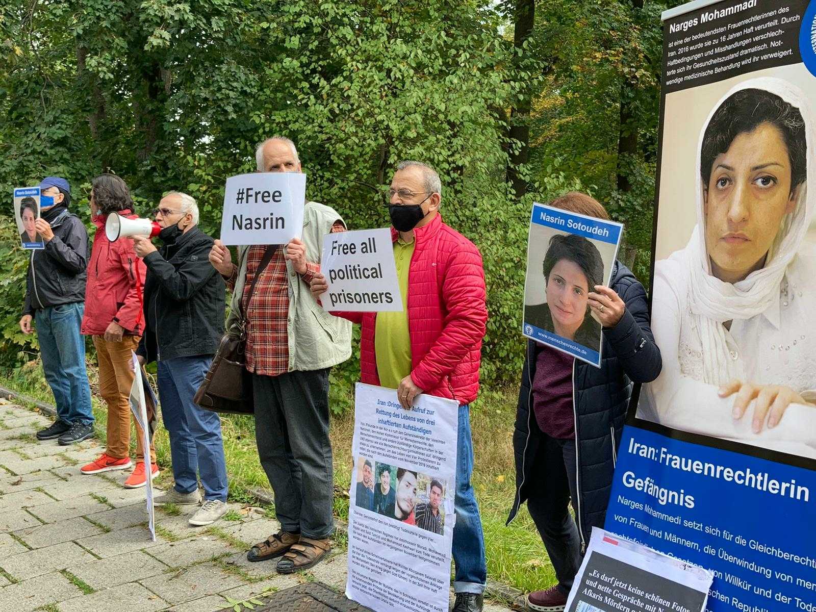 Bild von Teilnehmern der Mahnwache in München