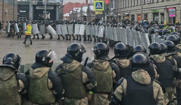 «Über 5.000 Verhaftungen zeigen Putins Angst» IGFM fordert Freilassung aller inhaftierten Demonstranten