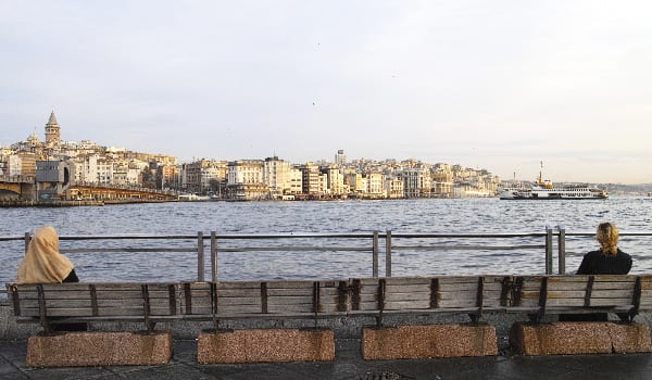 Die Türkei kündigte in der Nacht zu Samstag die Istanbul-Konvention. Dieses europäische Frauenschutzabkommen wurde durch 45 Staaten unterzeichnet und soll Frauen vor geschlechtsspezifischer und häuslicher Gewalt schützen