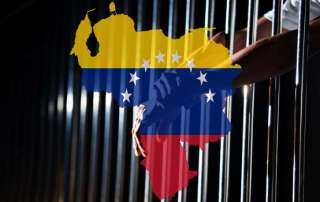 Die Regierung von Nicolás Maduro hat die Abwehrorgane angewiesen, die von ihnen betreuten politischen Gefangenen an das Ministerium für Gefängnisdienste zu überstellen.