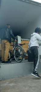 Verladung des 37. Hilfsgütertransports nach Kurdistan