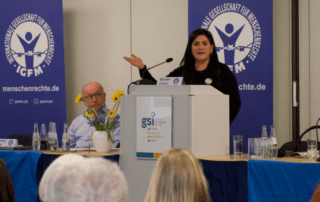 Mariam Claren auf der 52. Jahrestagung der IGFM in Bonn.