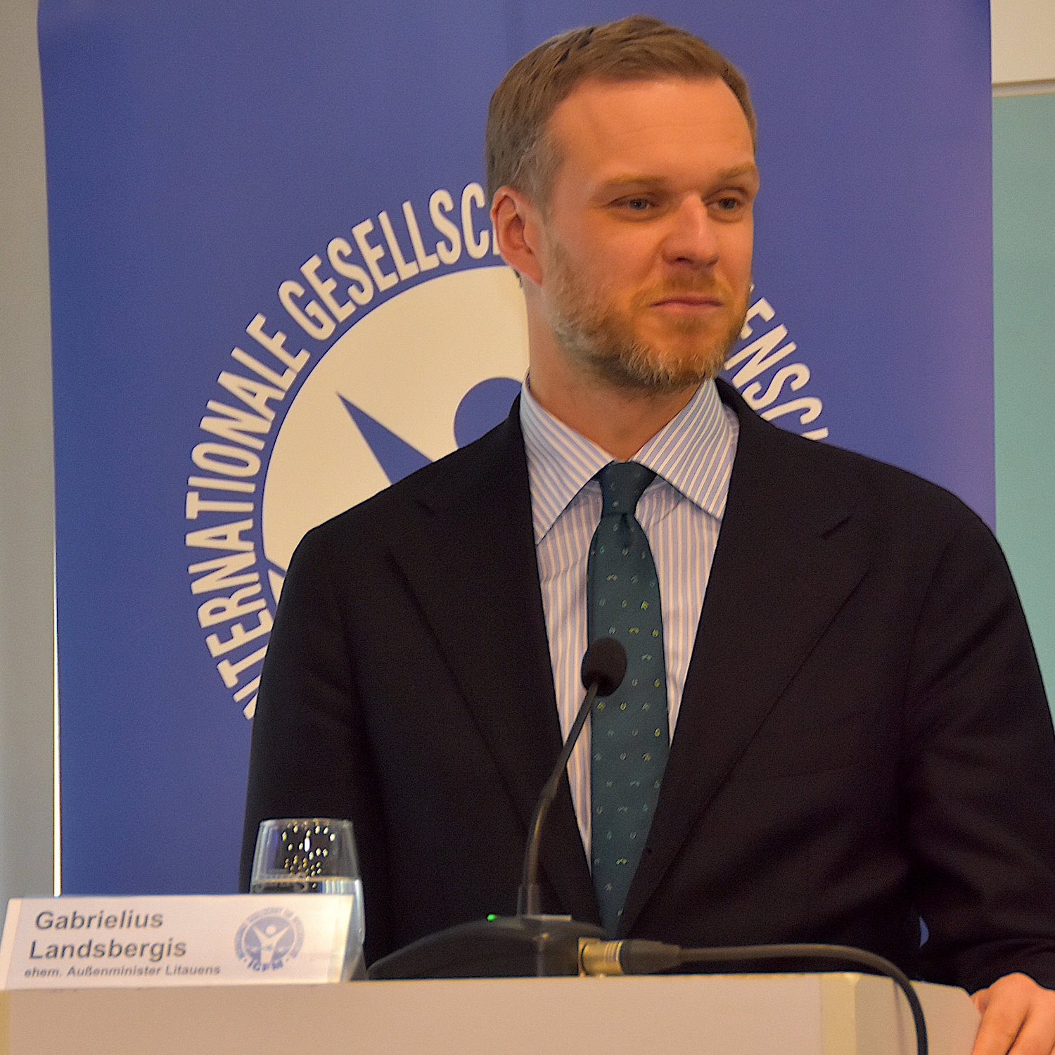 Landsbergis