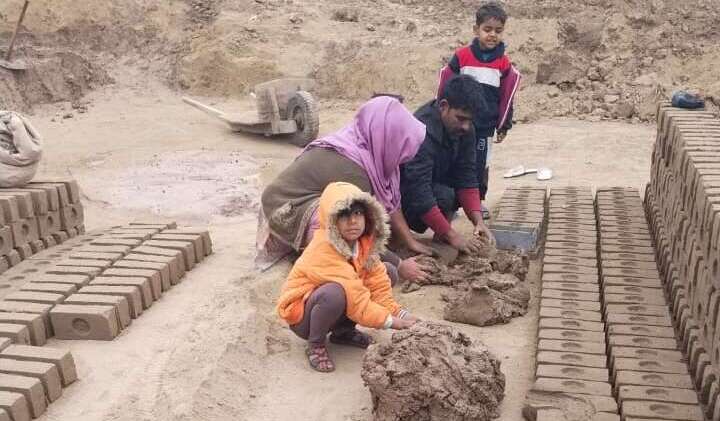 Akram Masih und seine Familie FdMR-2026-09-Pakistan-Foto