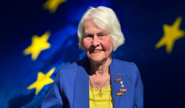 Katrin Bornmüller erhält 30. Europäischen Sozialpreis zu Eschweiler